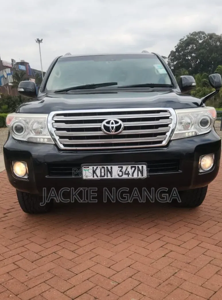 Toyota Land Cruiser 2014 Black