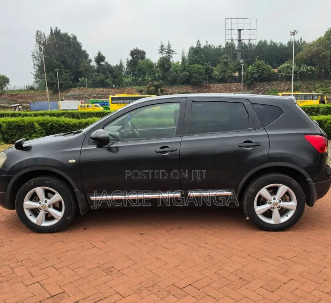Nissan Dualis 2011 Black