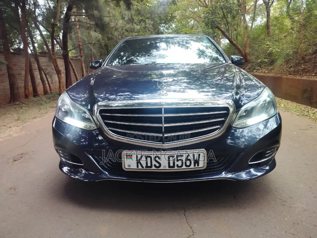 Mercedes-Benz E250 SV Premium 2014 Blue