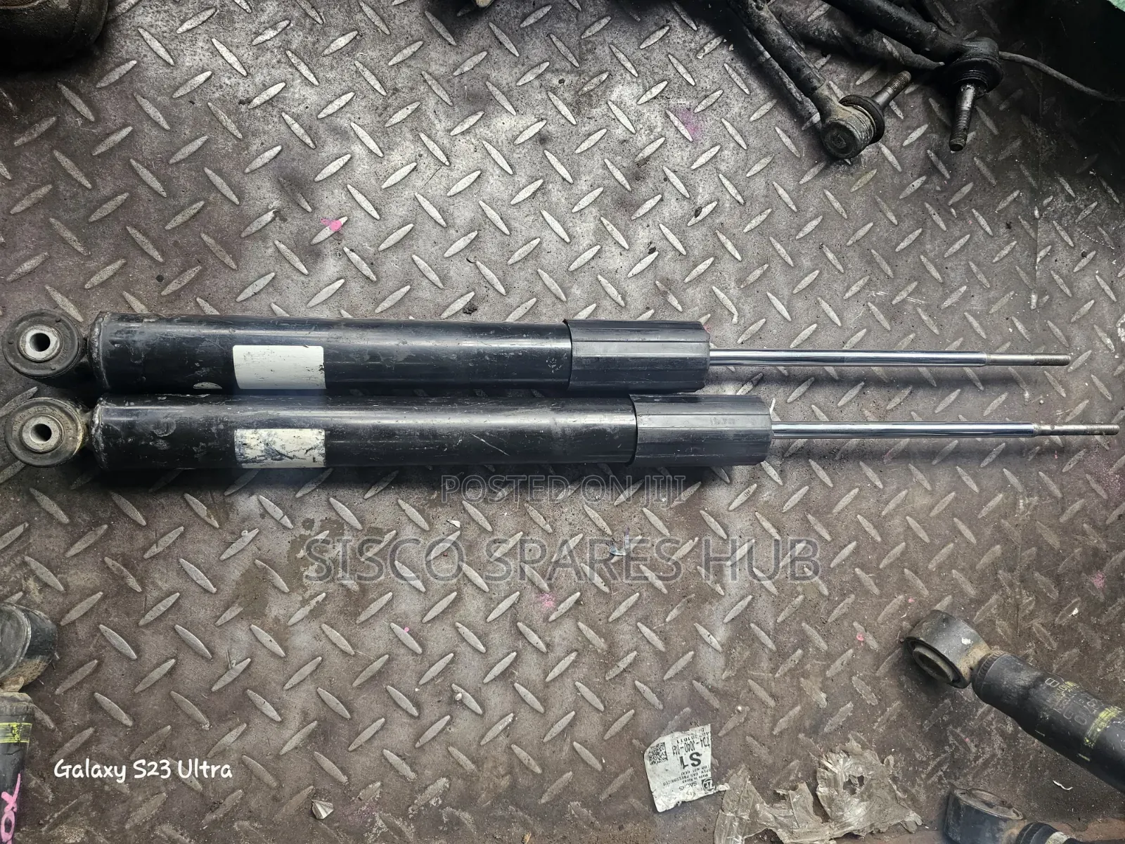 Rear Shocks Honda Vezel