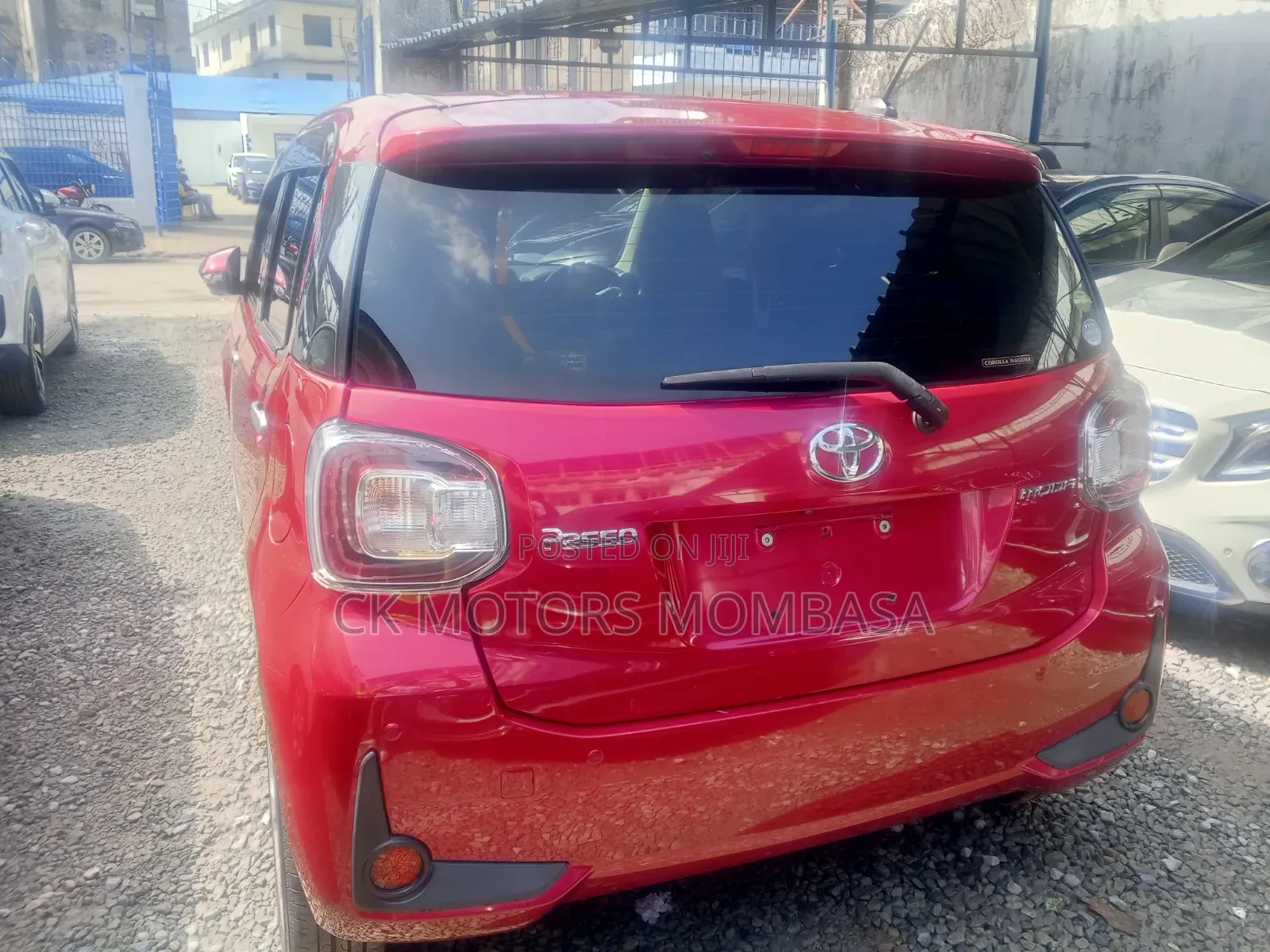 Toyota Passo 2020 Maroon