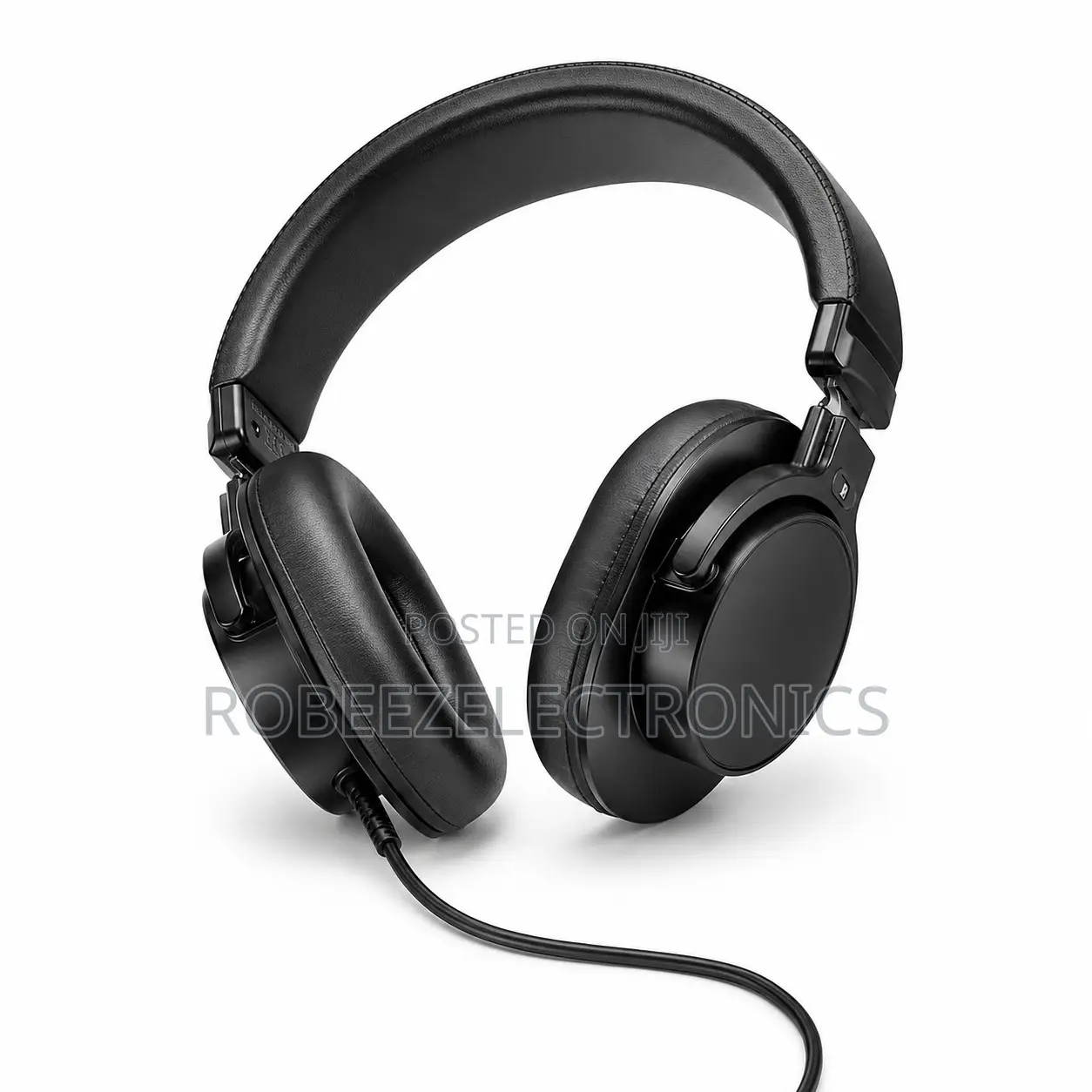 Boya BY-HP3 Professional Over-Ear Monitoring Headphones (Black)