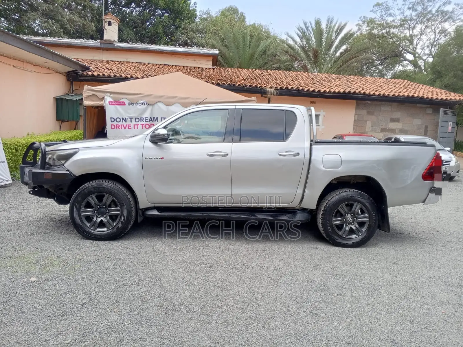 Toyota Hilux 2021 Silver