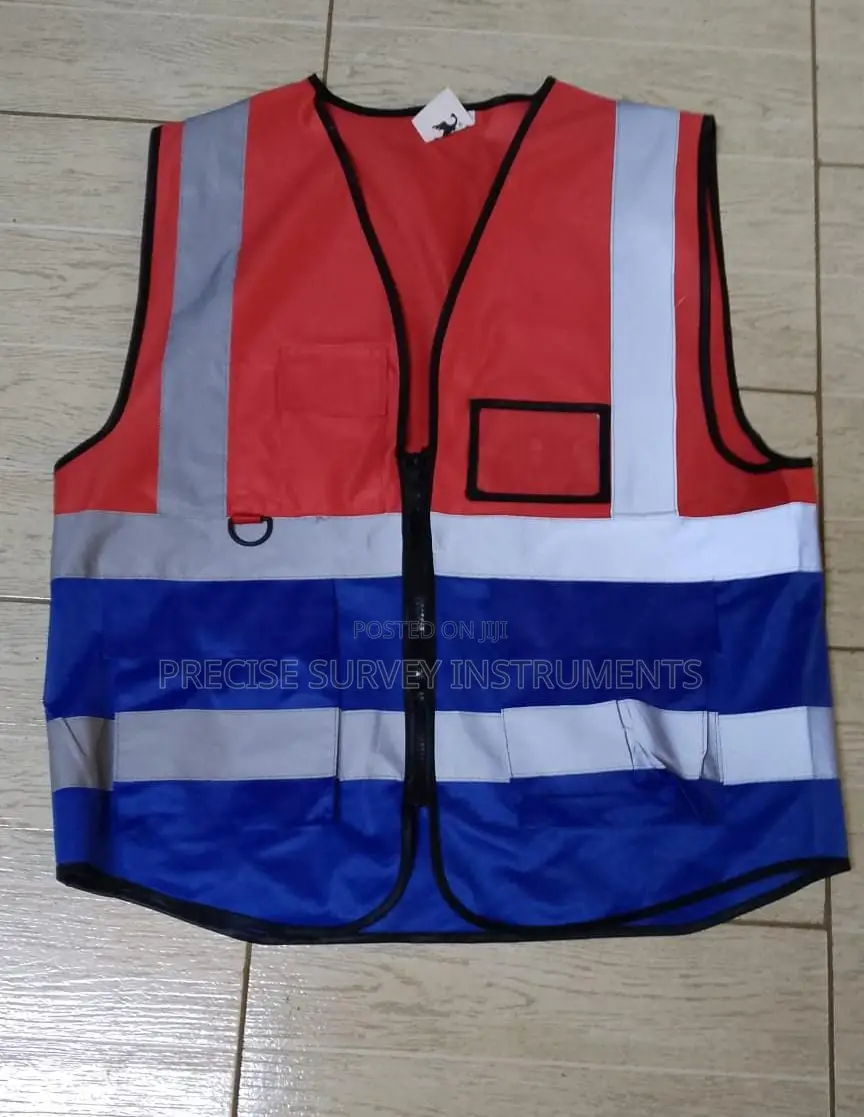 Professional Safety Reflector With Pockets