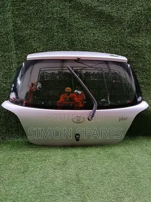 Tail Gate/Boot Toyota Vitz Scp10 2001