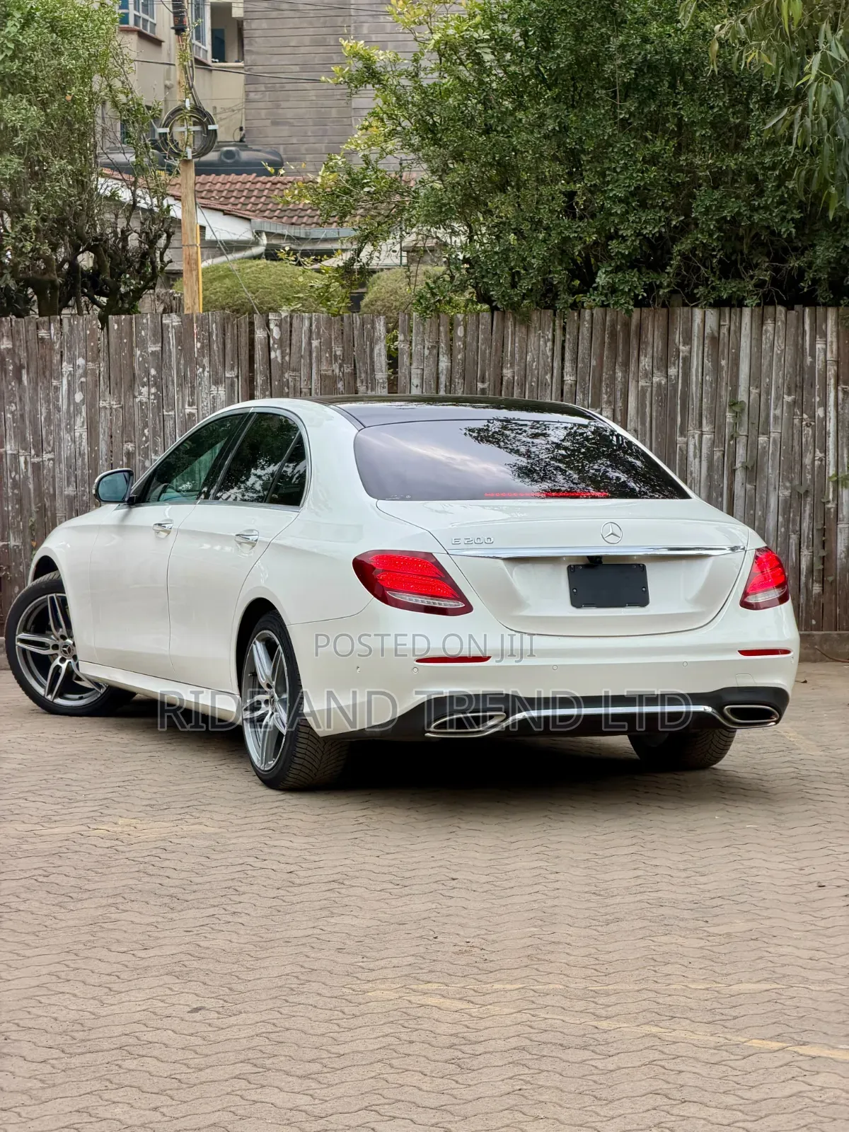 Mercedes-Benz E200 2020 White