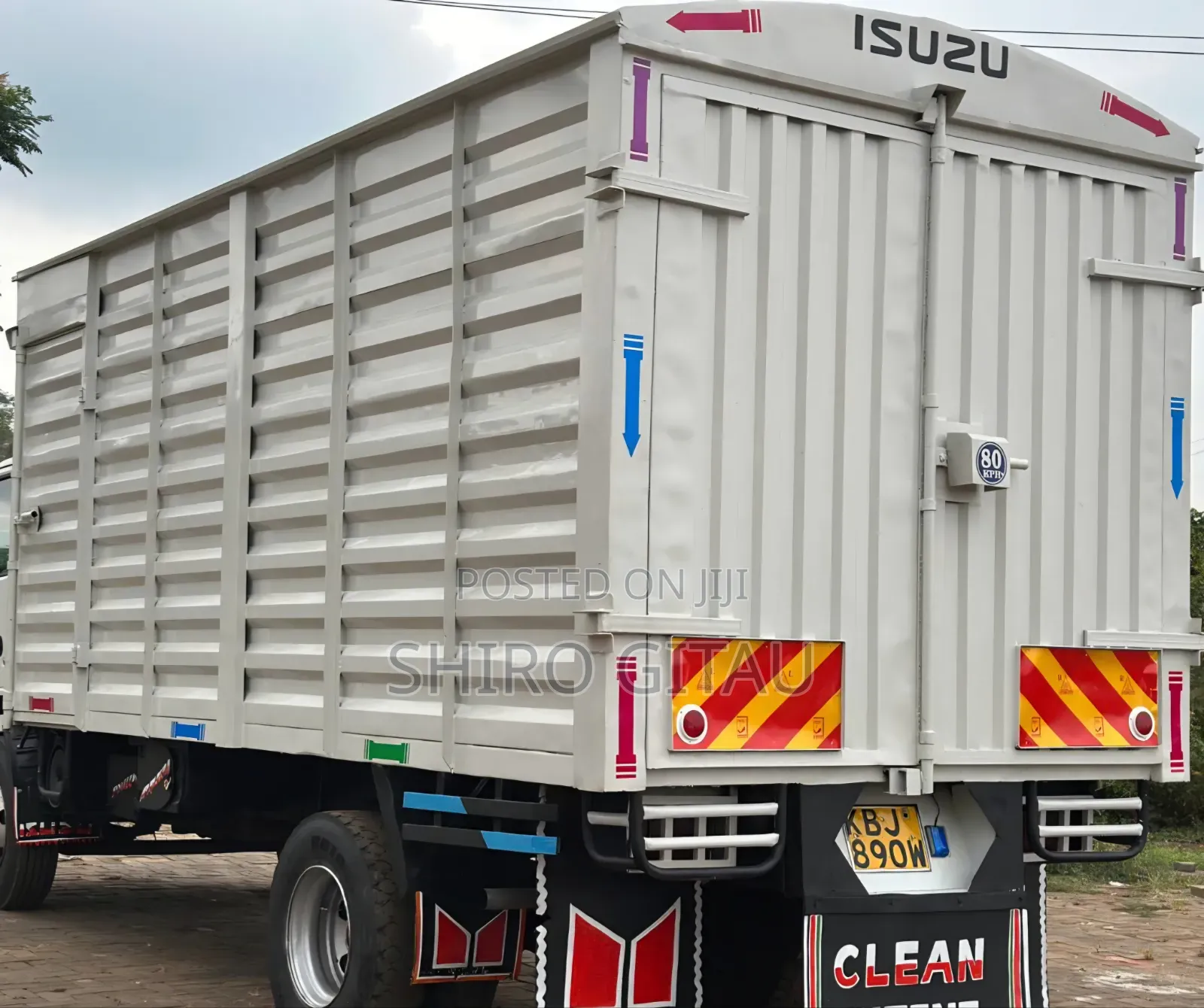 Isuzu NPR Local