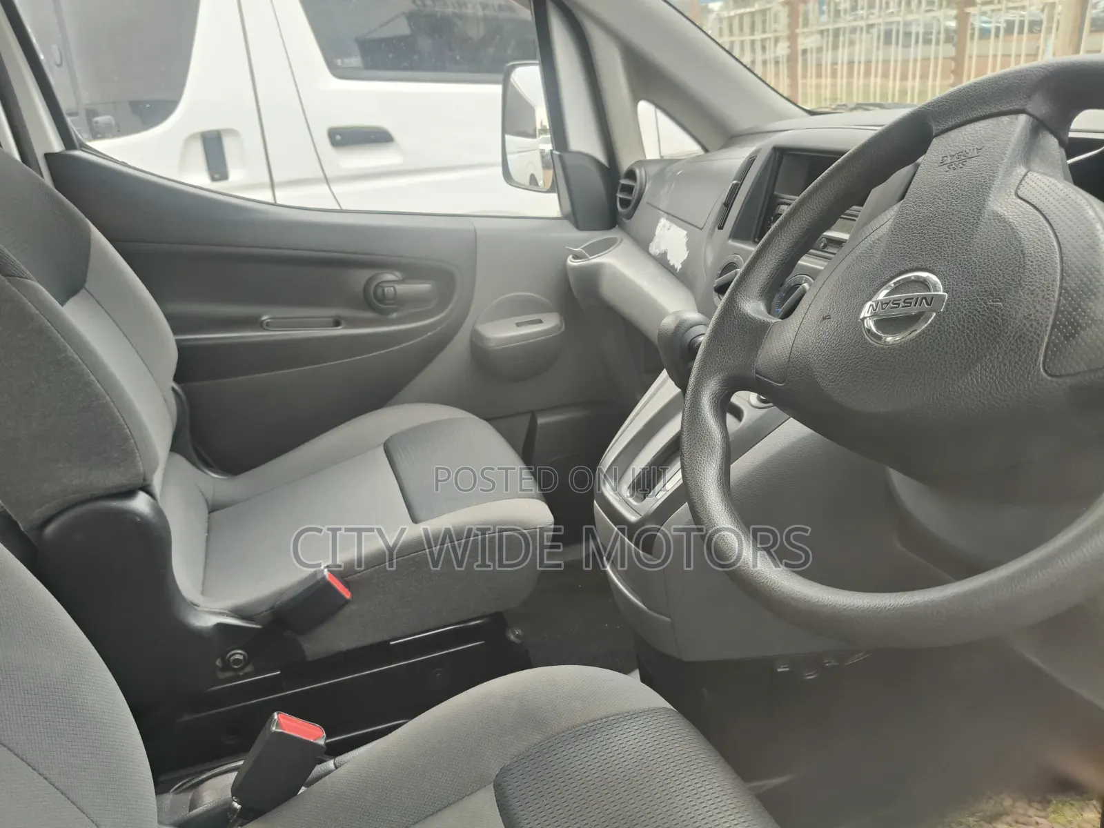 Nissan NV200 2018 White
