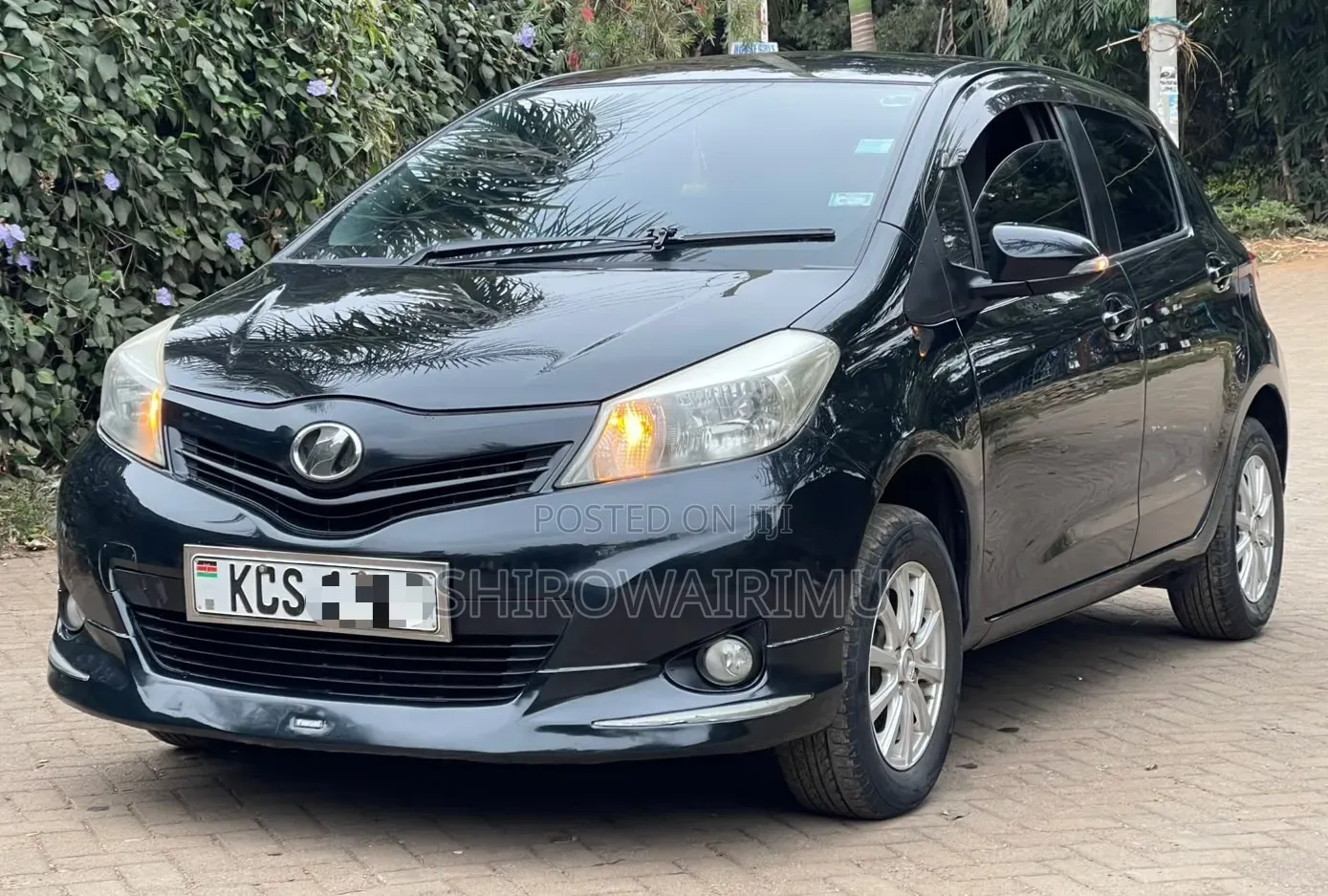 Toyota Vitz 2011 Matt Black