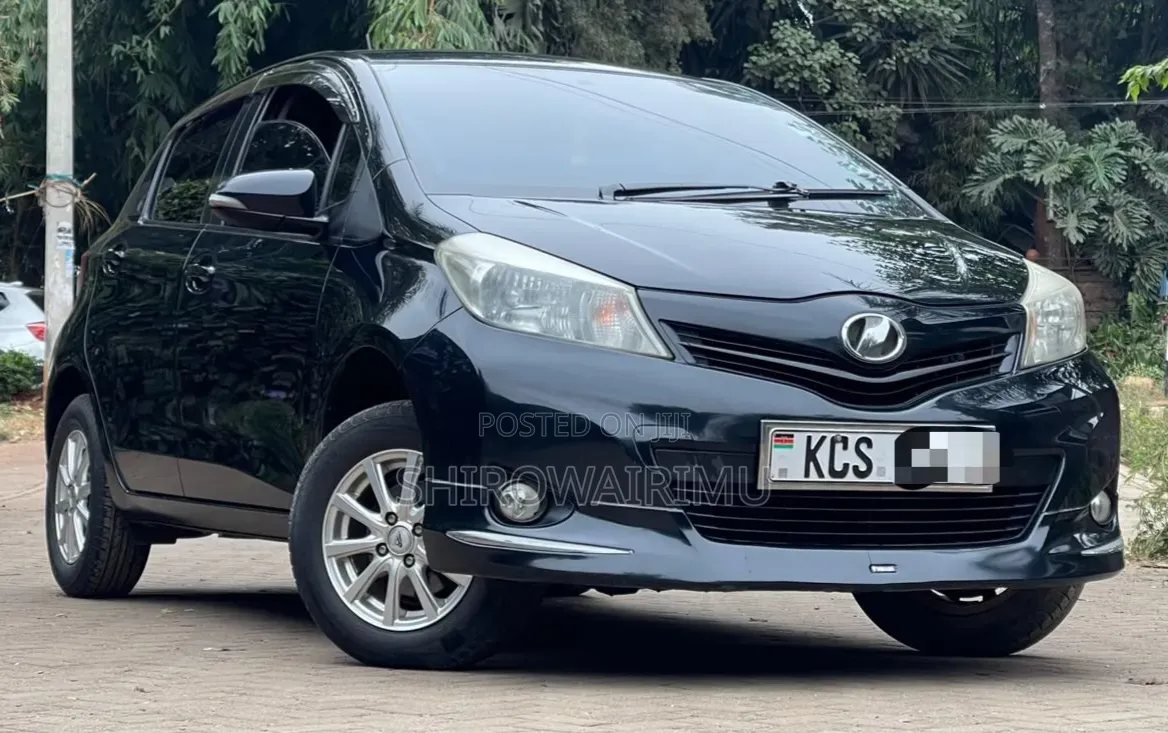 Toyota Vitz 2011 Matt Black
