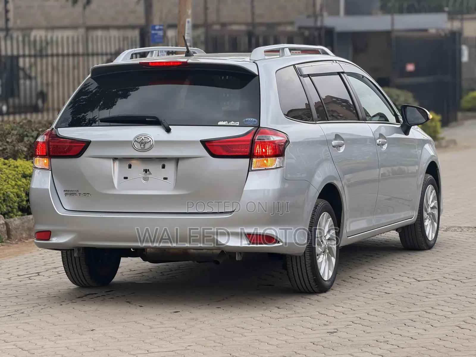 Toyota Corolla Fielder 1.5 Petrol FWD 2019 Silver