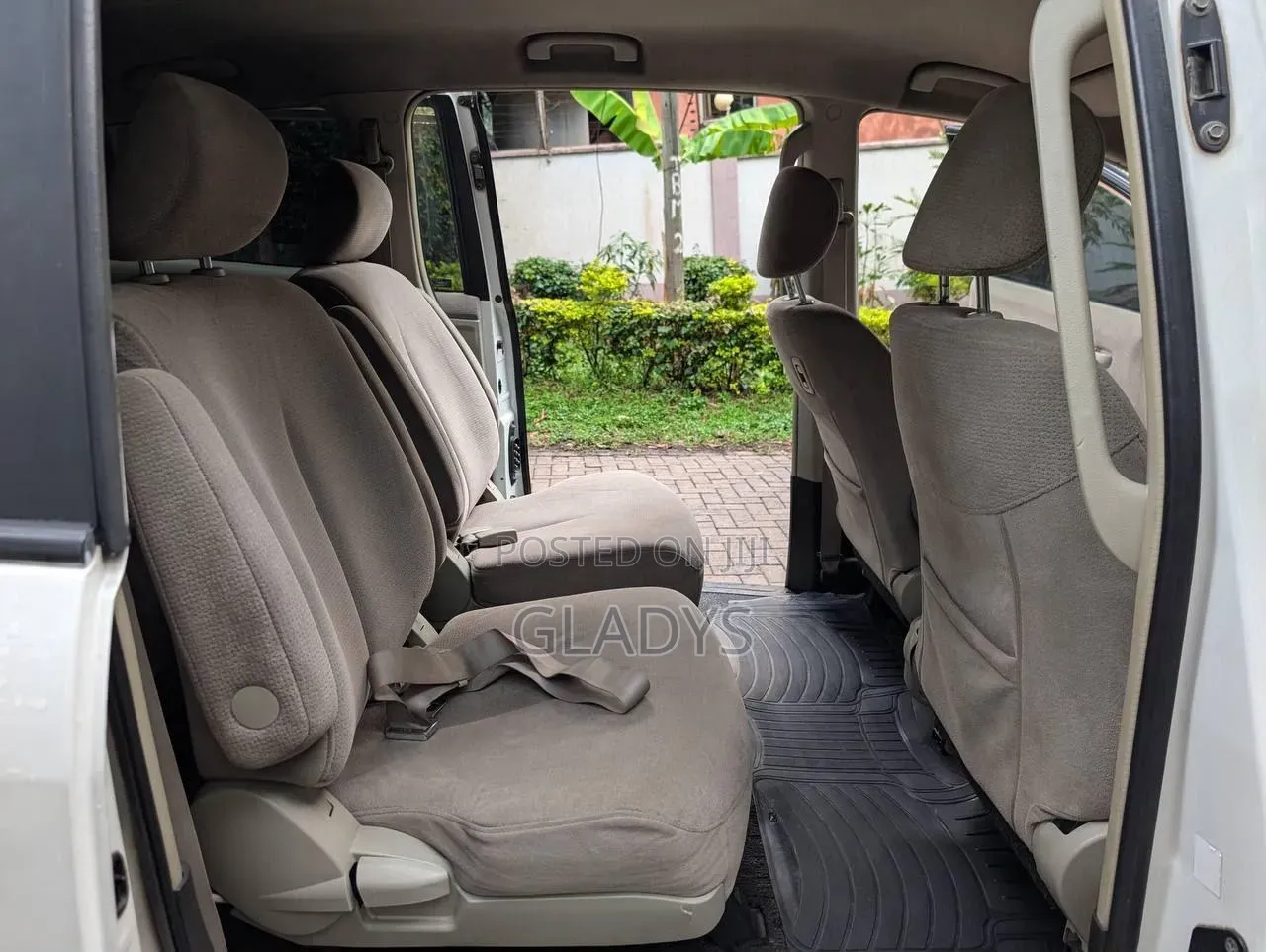 Nissan Presage 2006 White