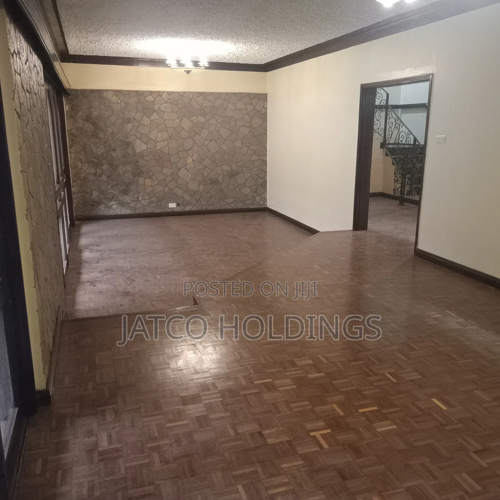 5bdrm Townhouse / Terrace in Parklands for rent