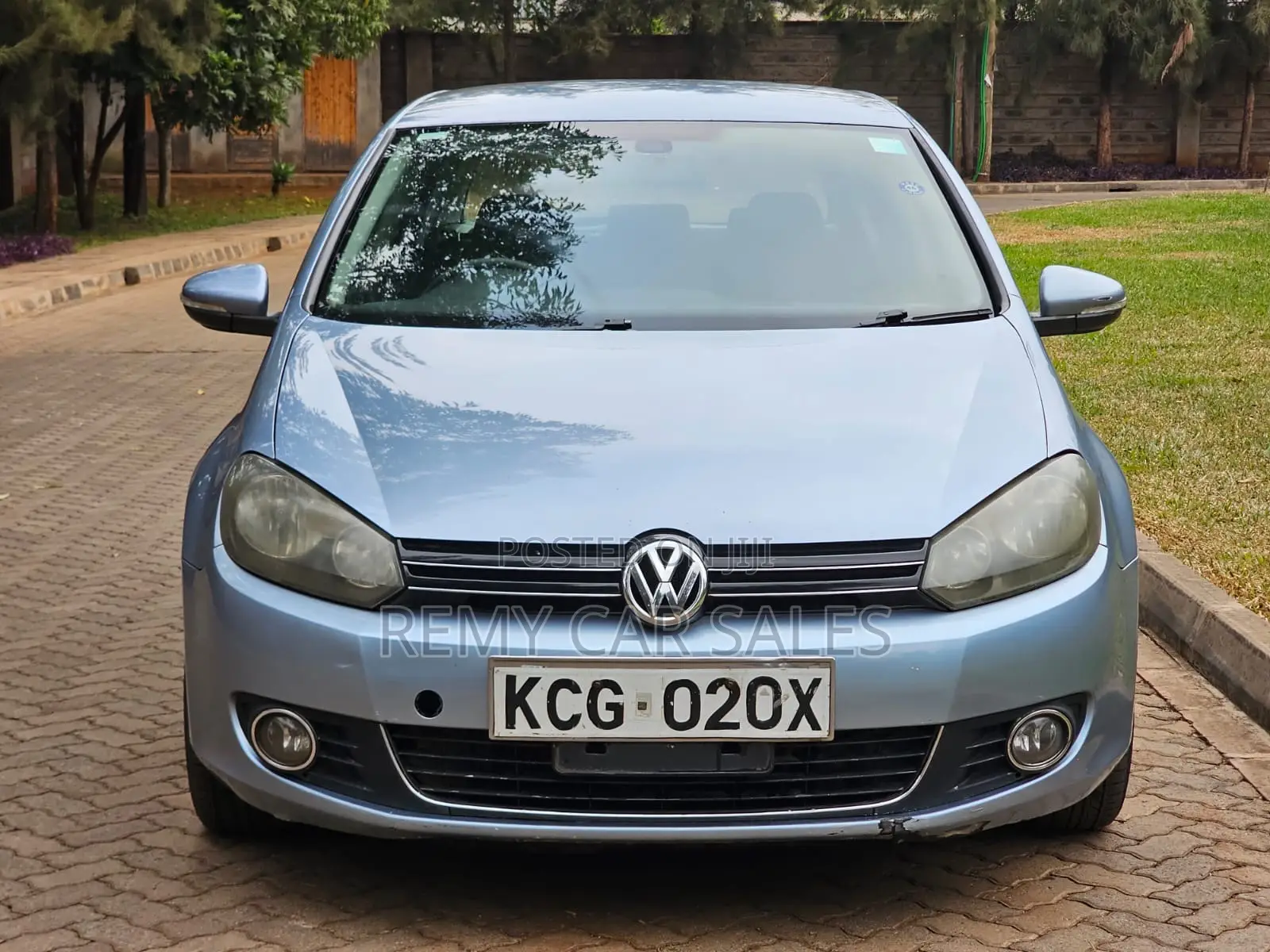 Volkswagen Golf 2010 Blue