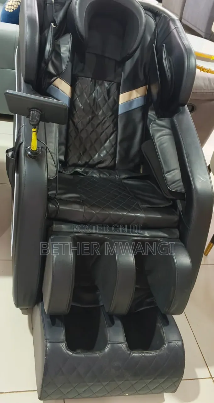 Big Adjustable Full Body Commercial/ Private Massage Chairs in Kenya