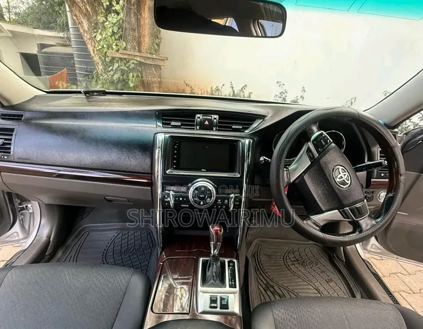 Toyota Mark X 2011 Beige