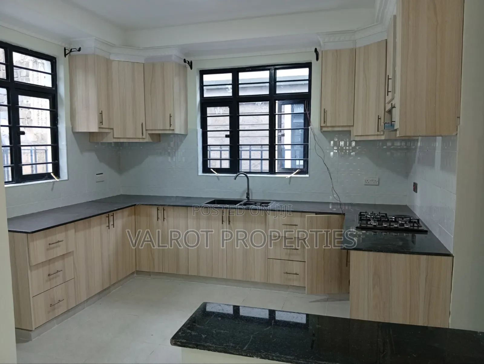 4bdrm Bungalow in Matasia for sale