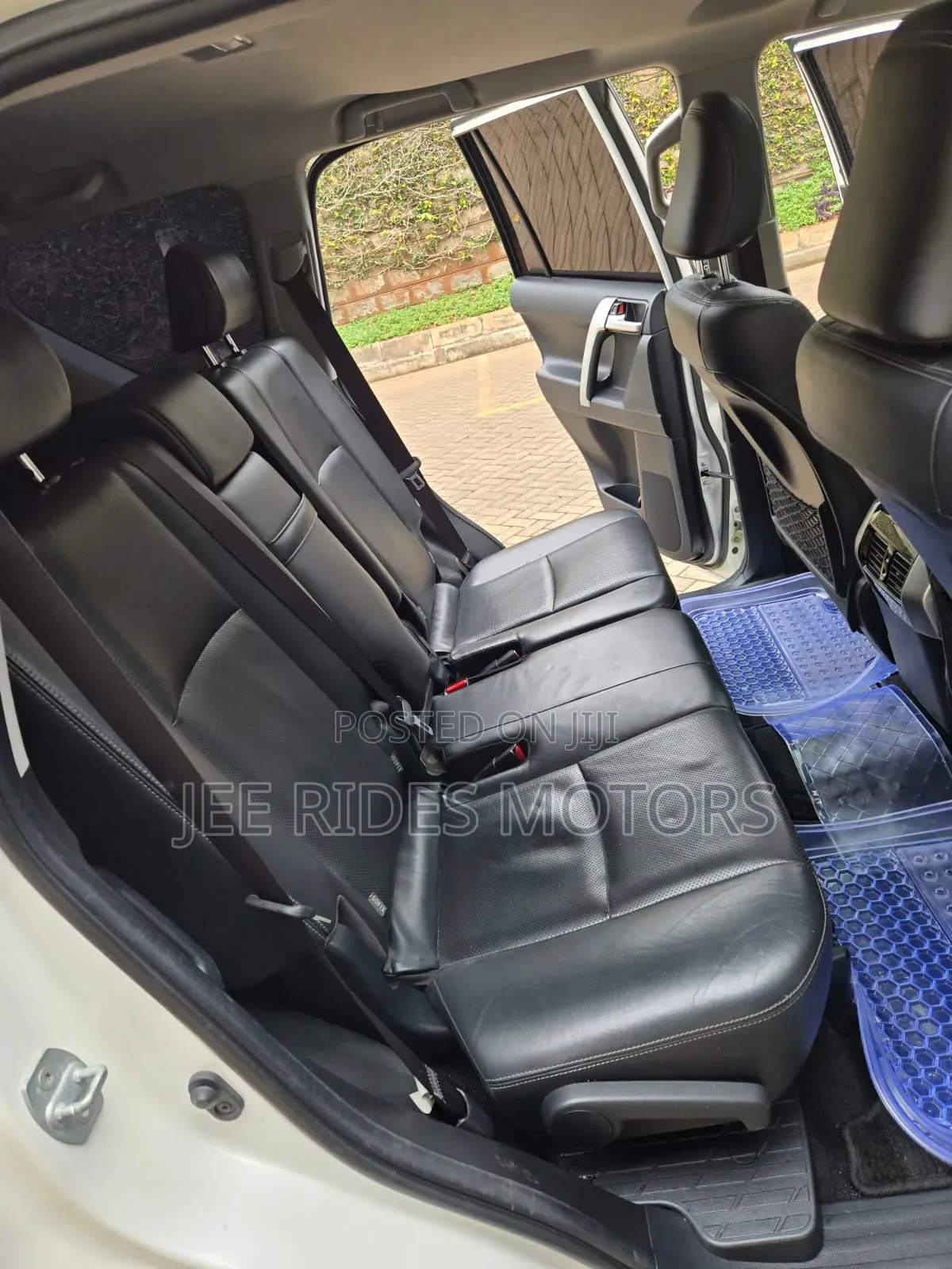 Toyota Land Cruiser Prado 2018 Pearl