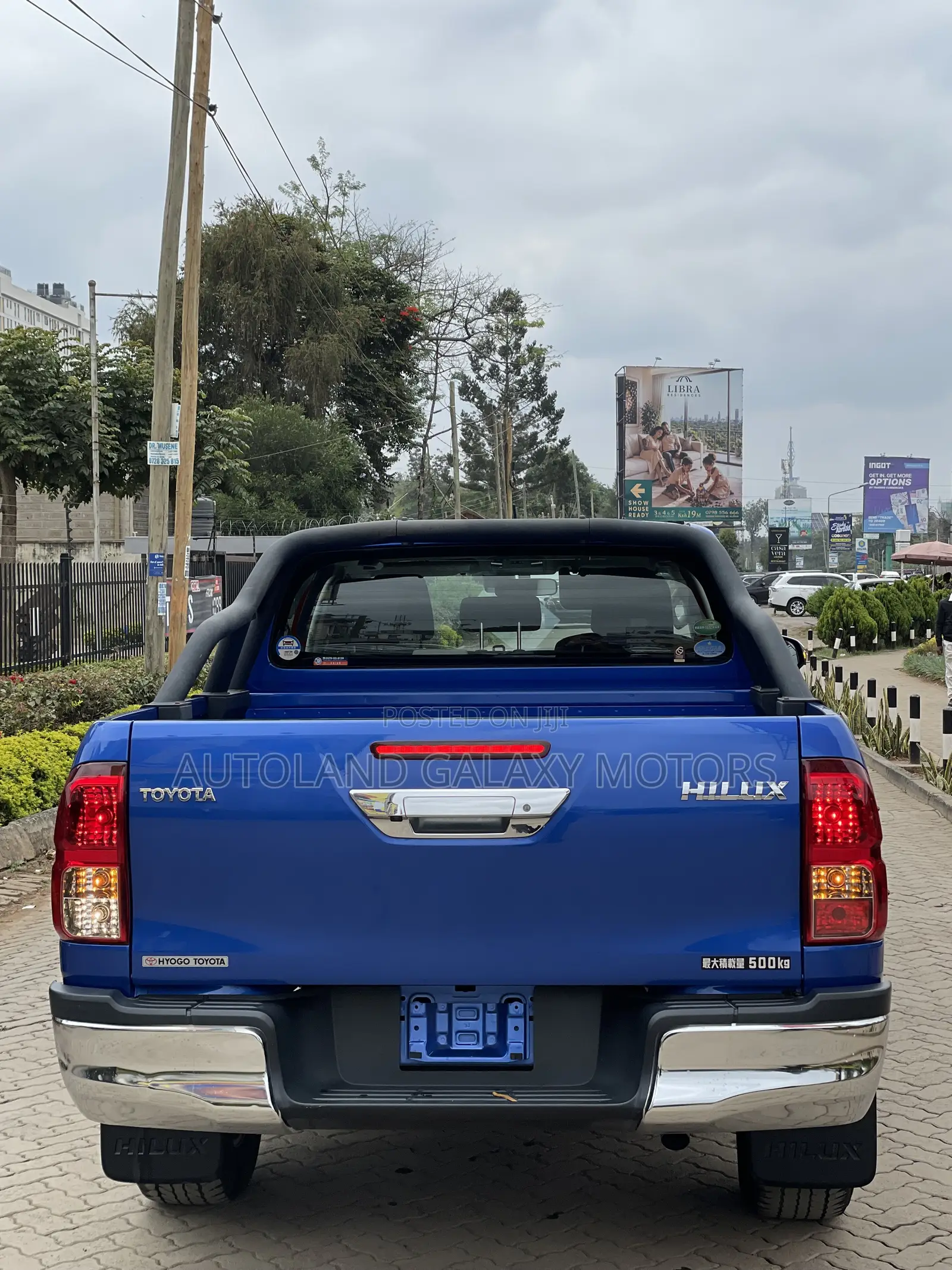 Toyota Hilux 2019 Blue