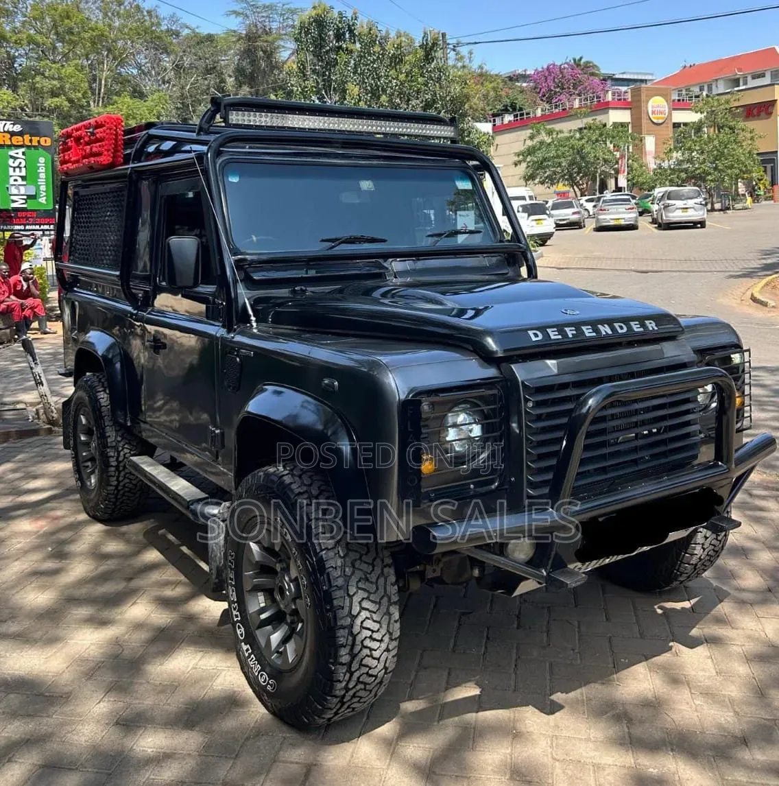 Land Rover Defender 2006 Black