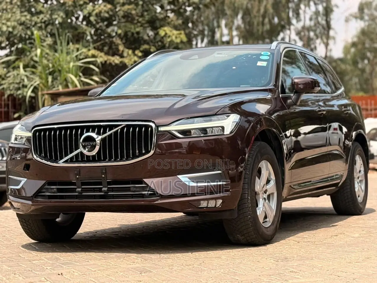 Volvo XC60 2019 Brown