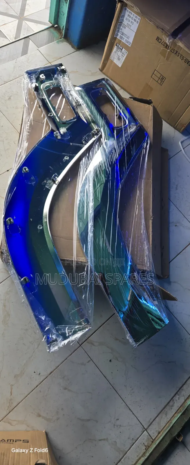 Isuzu Frr90 and Fvz34 Chrome Door Fenders Set