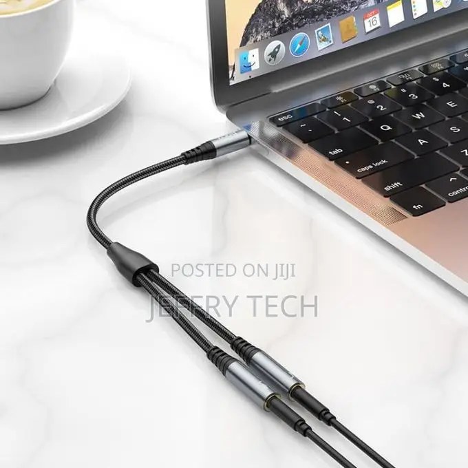 2 in 1 3.5mm Male to 2 X Female Headset Audio Adapter Cable(Metal Grey