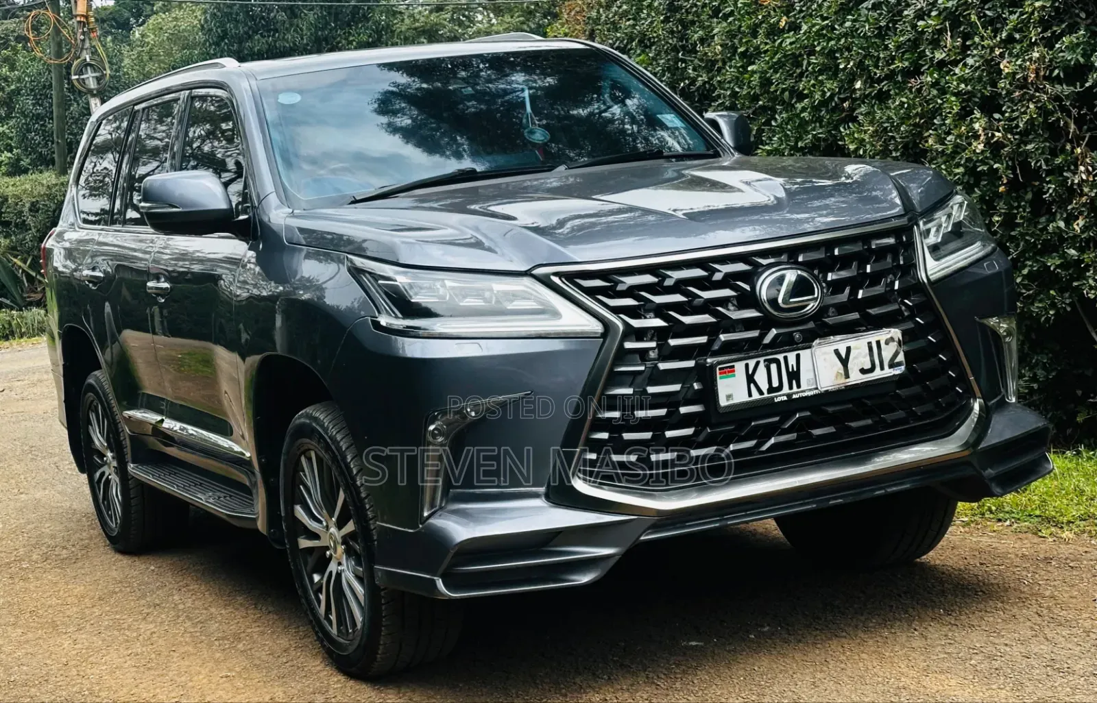Lexus LX 2016 Gray