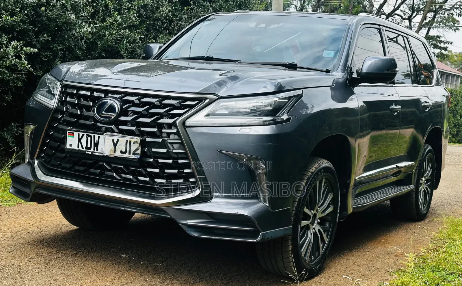 Lexus LX 2016 Gray