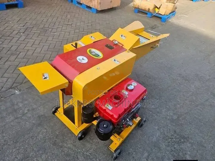 High Speed Chaff Cutter With Conveyor Belt With 7.5hp Diesel Engine