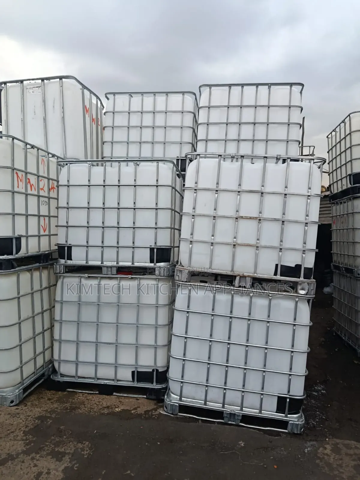 Cage Tanks