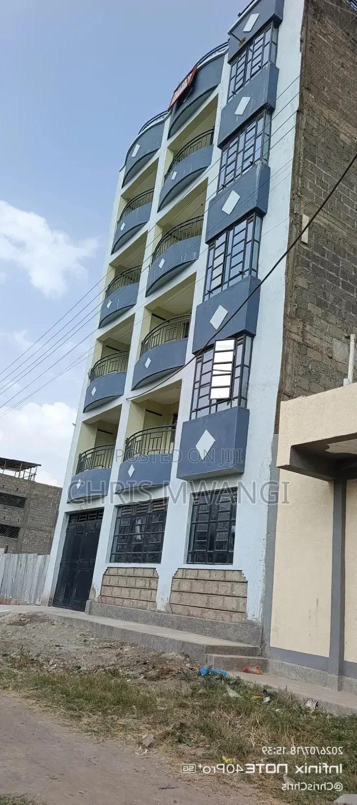 2bdrm Block of Flats in Bypass Bypass, Kamakis for sale