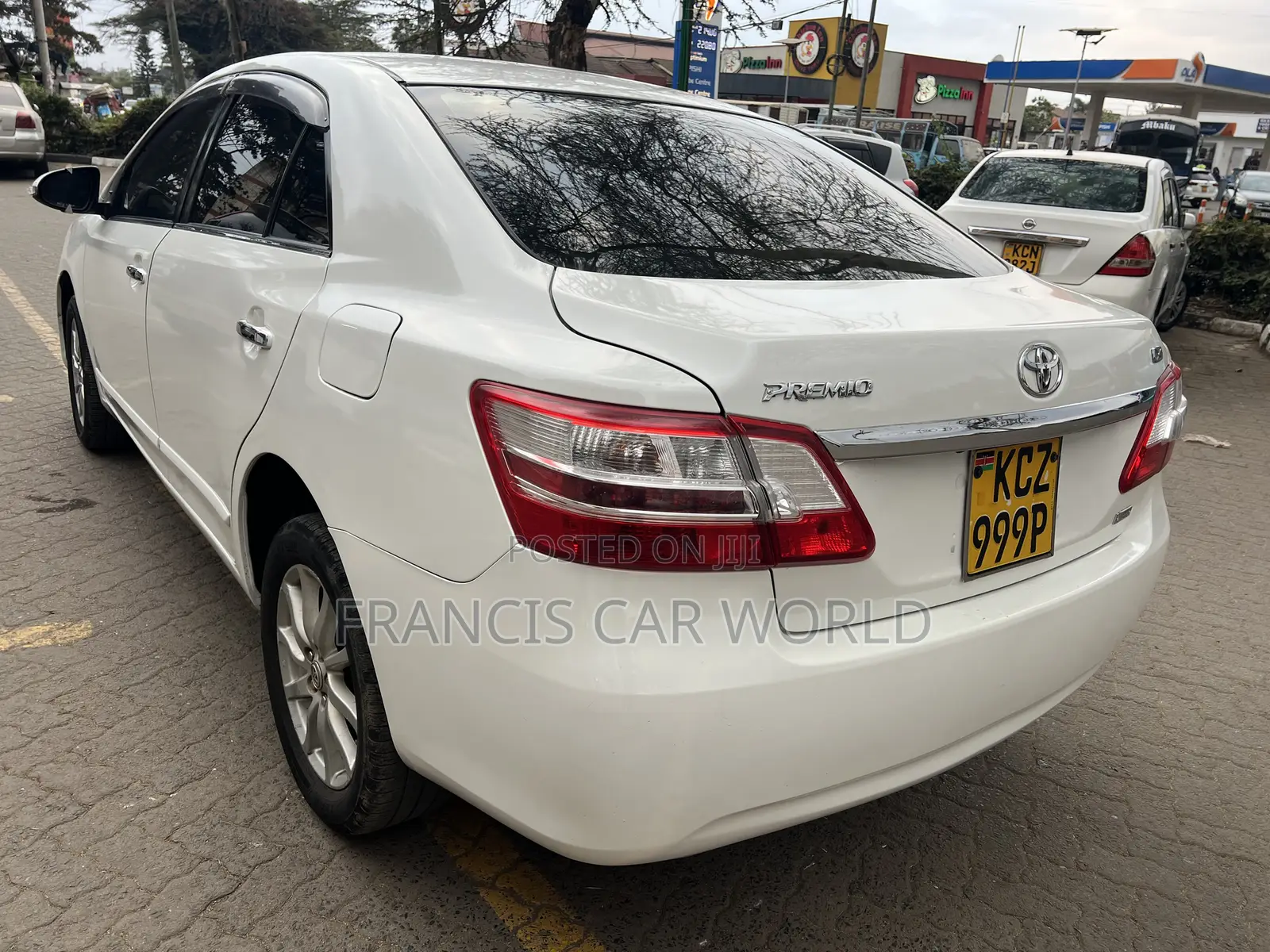 Toyota Premio 2015 Off white