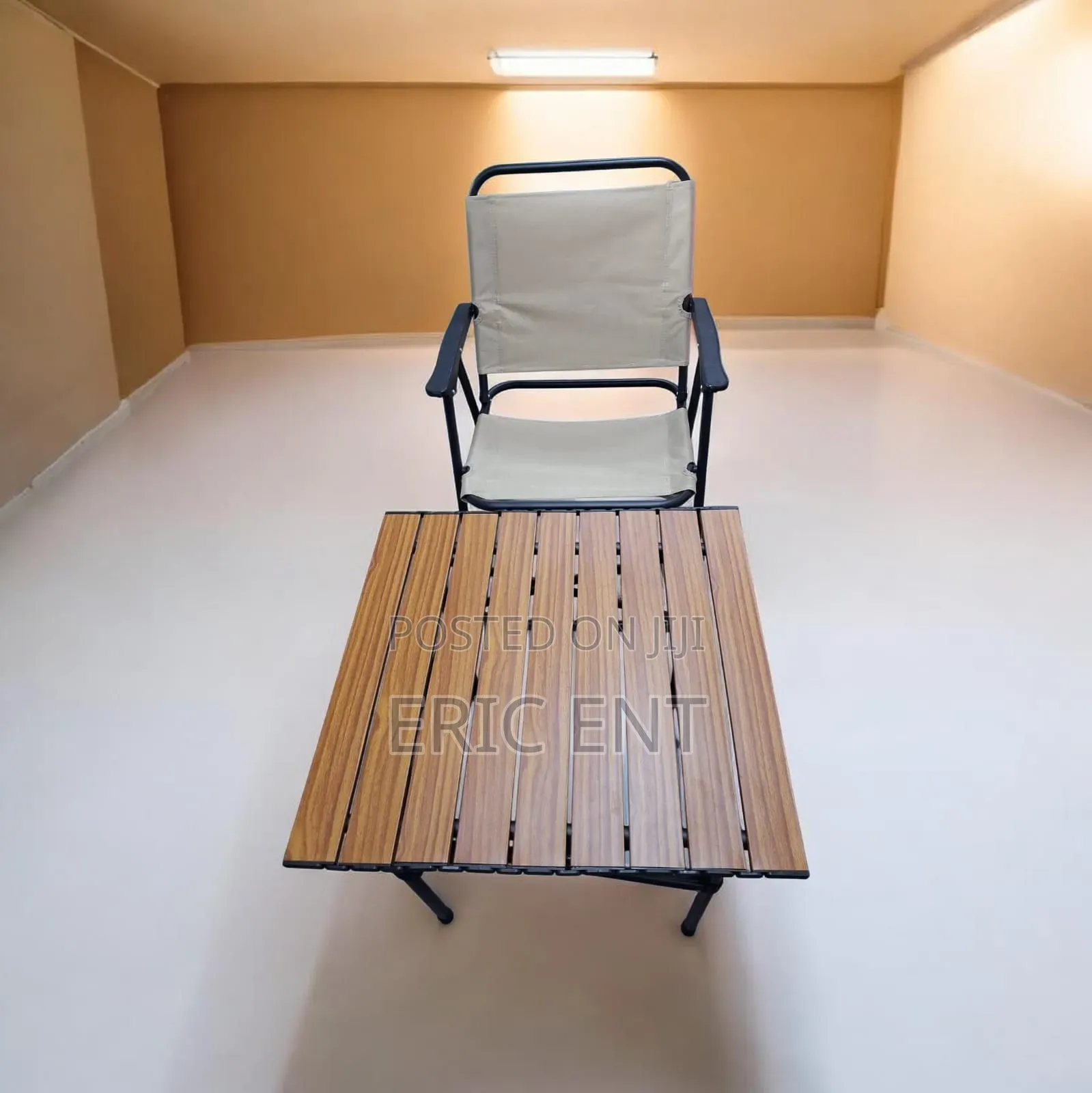 Foldable Table