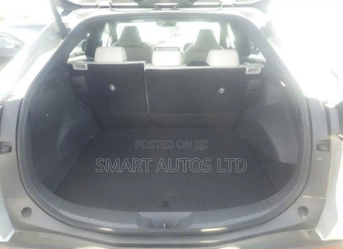 Toyota bZ4X 71.4 kWh FWD 2022 Silver