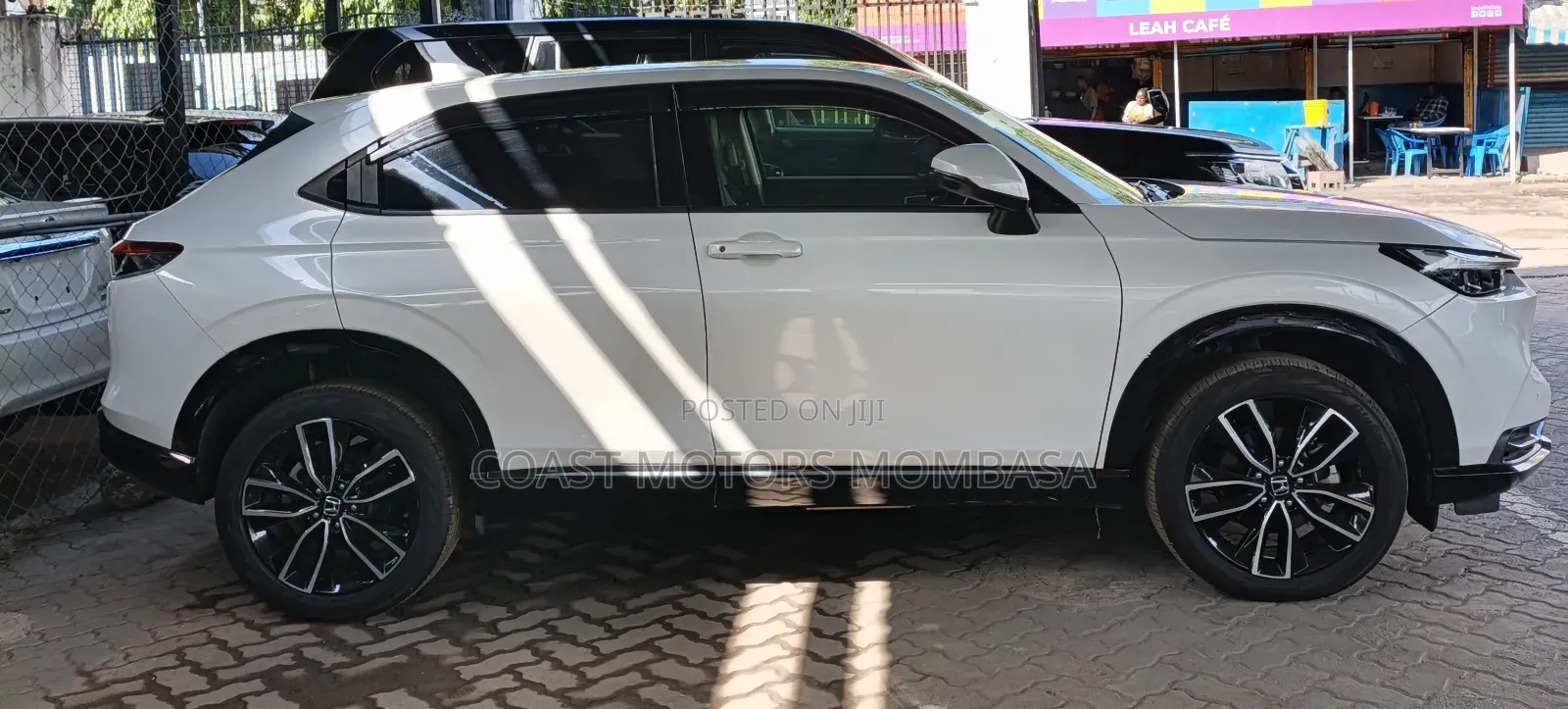 Honda Vezel 1.5 Hybrid 2WD 2021 White