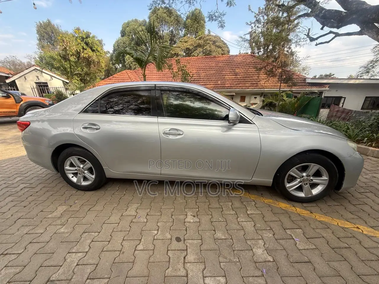 Toyota Mark X 2.5 AWD 2011 Silver