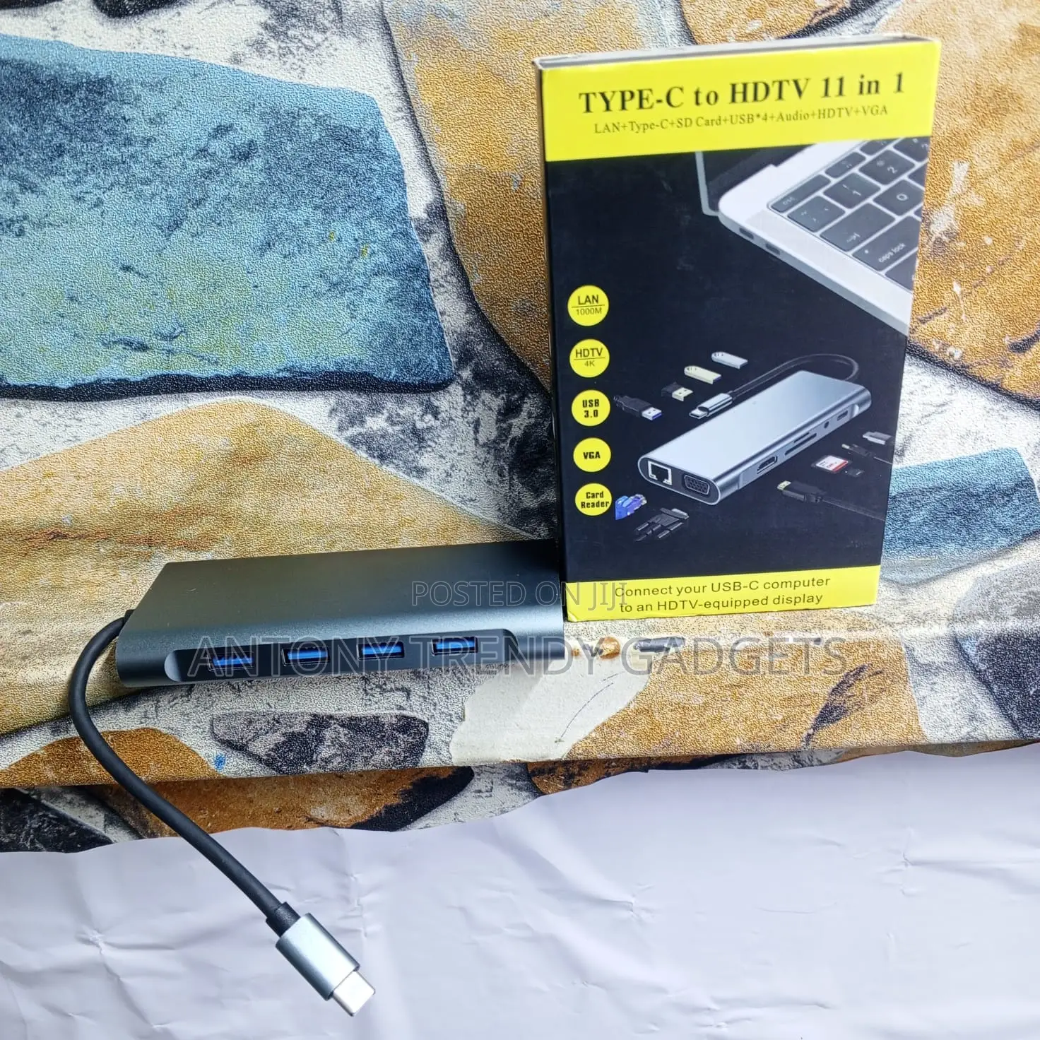 11-in-1 USB-C Hub With HDMI RJ45 SD Card Reader