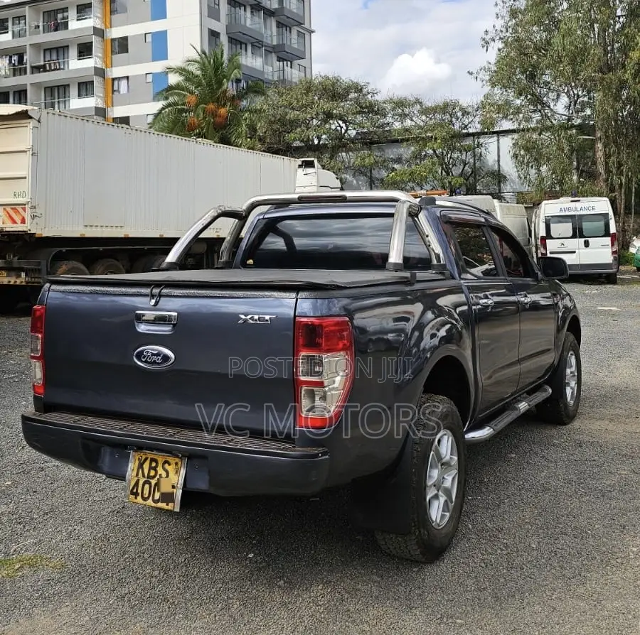 Ford Ranger Wildtrak 2012 Blue