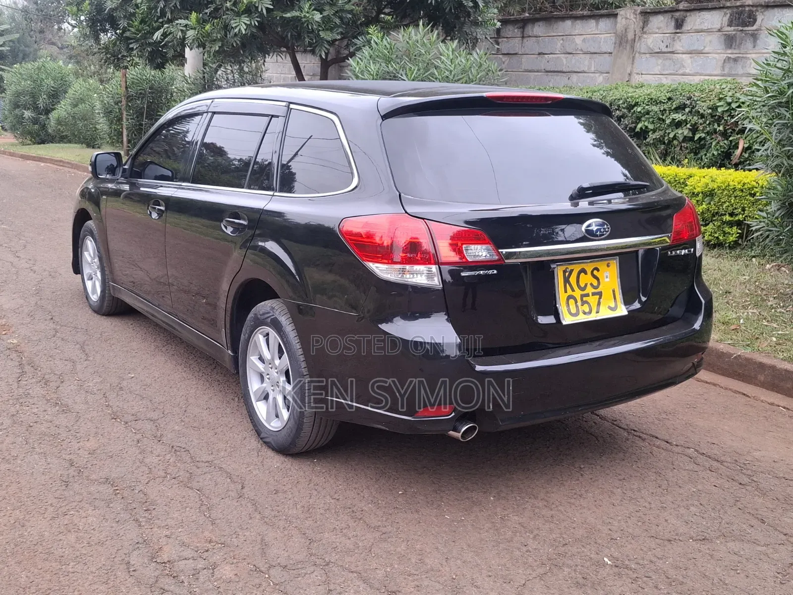 Subaru Legacy 2012 Black