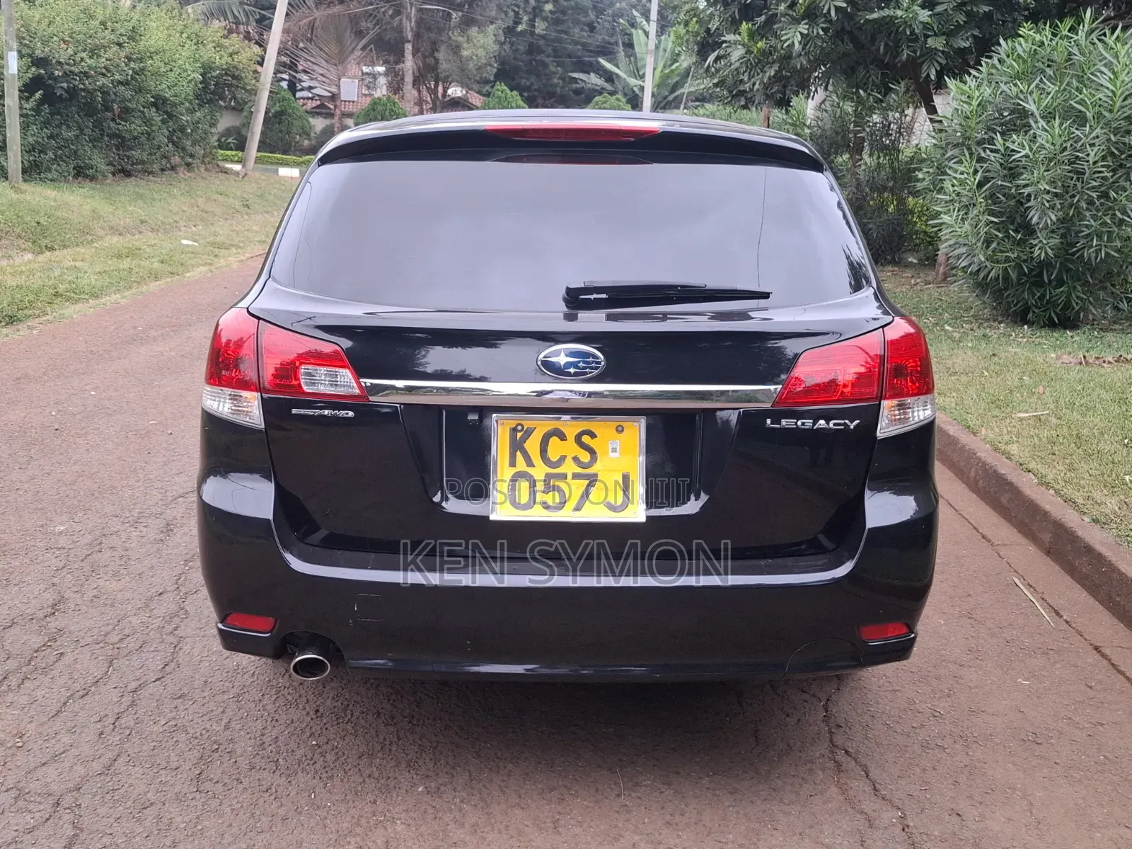 Subaru Legacy 2012 Black