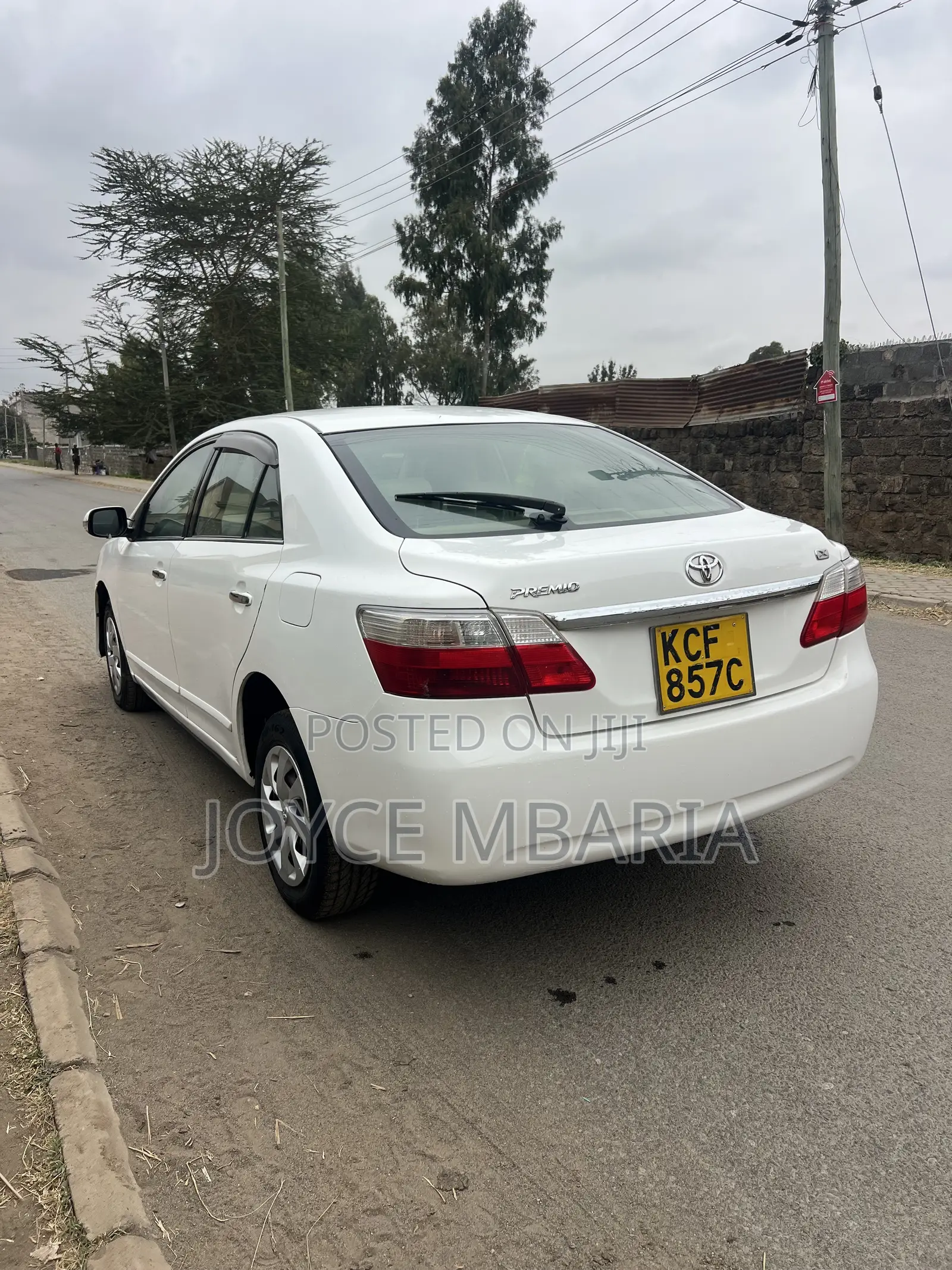 Toyota Premio 2011 White