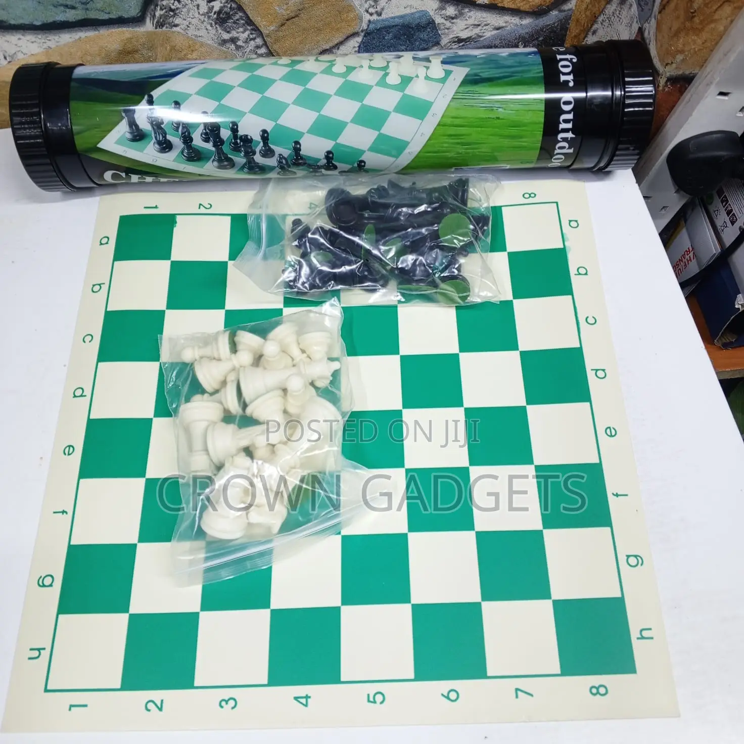 Standard Tournament Chess Set With Vinyl Board Pieces