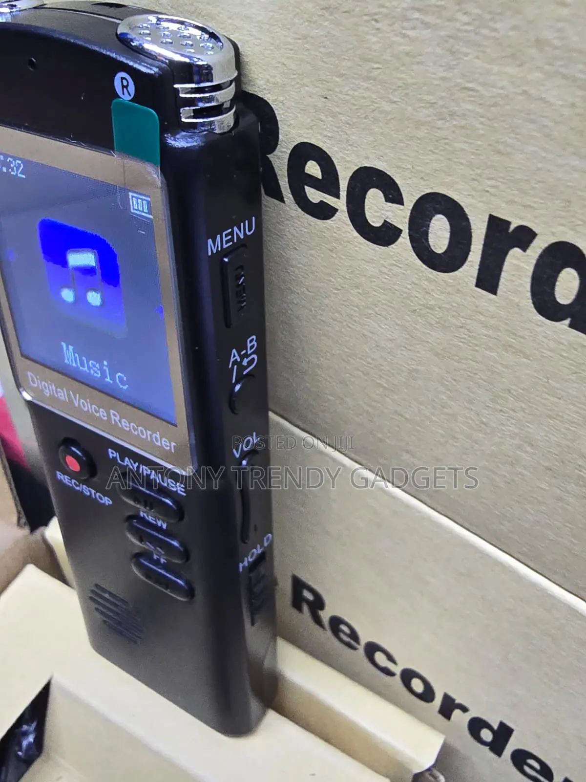 8GB Digital Voice Recorder With MP3 Player Noise Reduction