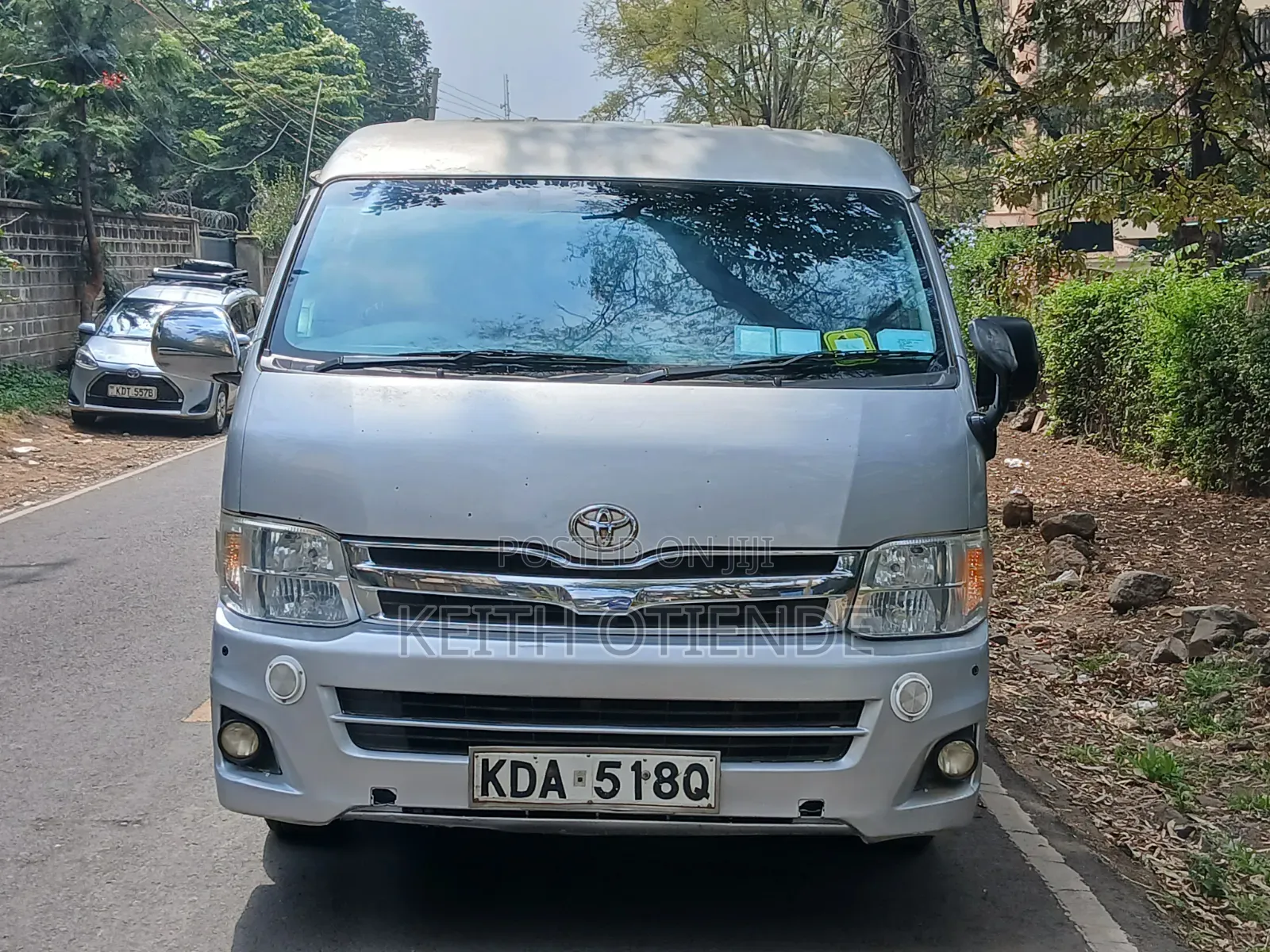 Toyota HiAce 2014 Silver