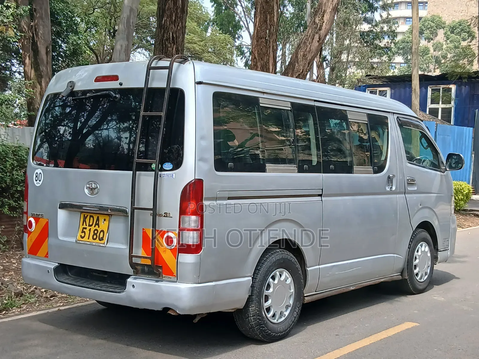 Toyota HiAce 2014 Silver