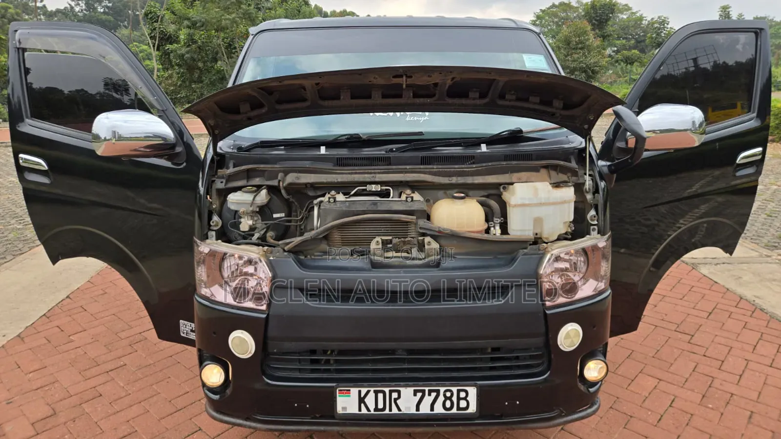 Toyota HiAce 2018 Black