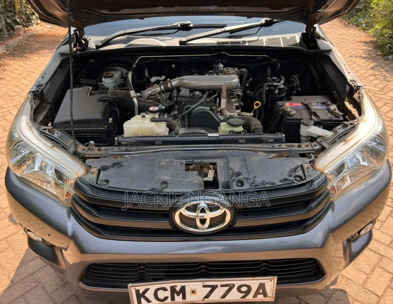 Toyota Hilux 2017 Brown