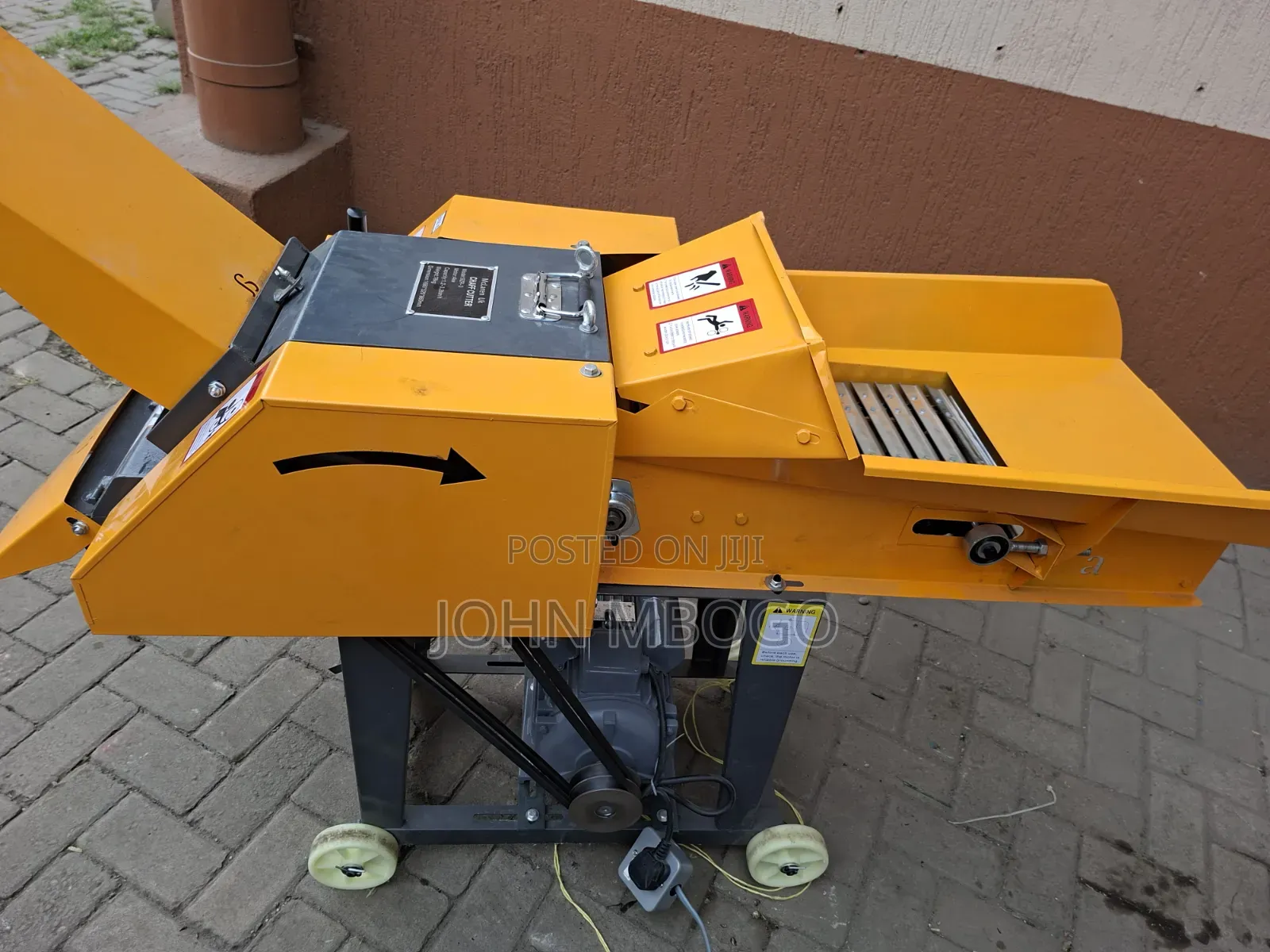 High Speed Chaff Cutter Machine - 1200kg /Hr .
