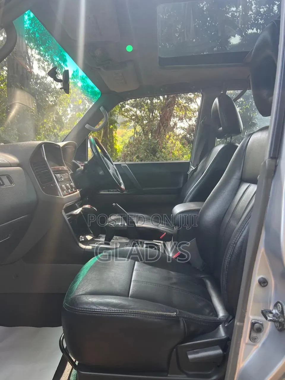 Mitsubishi Pajero 2005 Silver